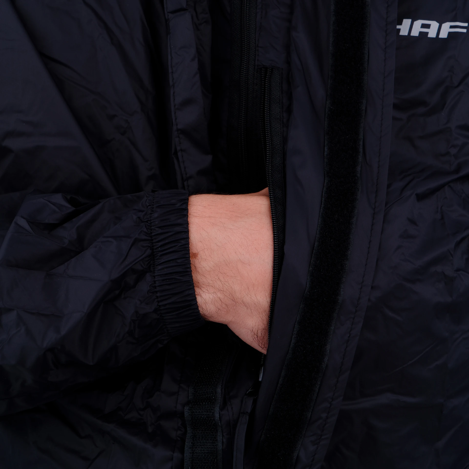 Conjunto Impermeable Shaft Stealth 7
