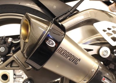 Protector Escape Cuerpo Hexagonal (Estilo Akrapovic)