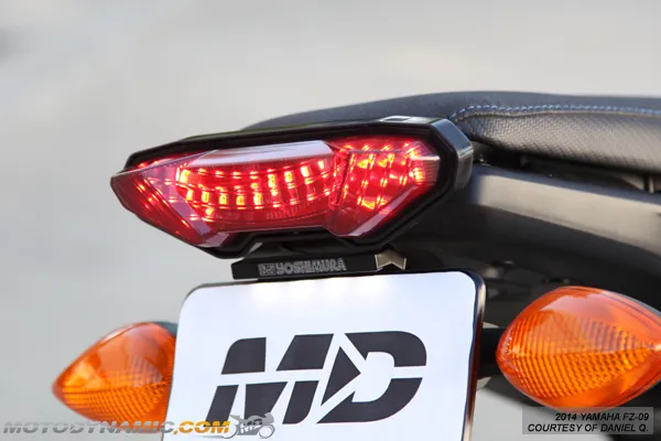 Stop Integrado Secuencial FZ-09 14-16